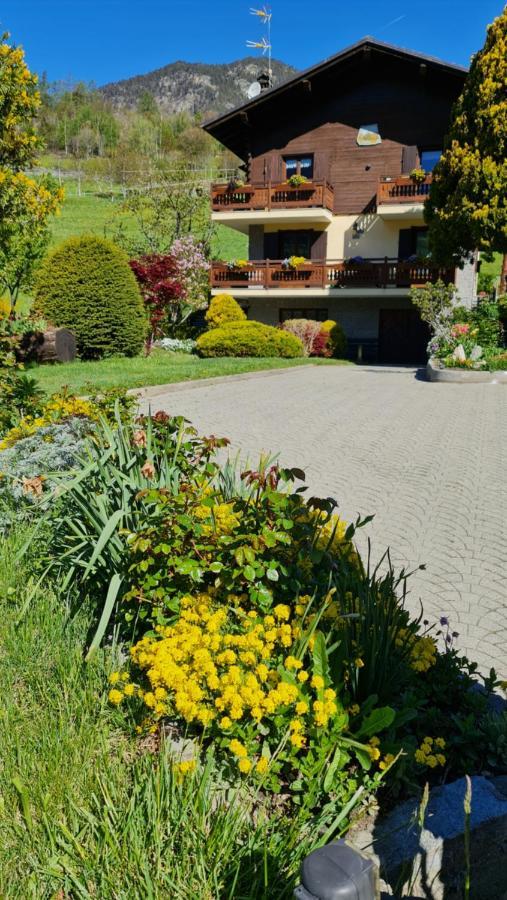 Casa Margherita Chambres D'Hotes & Spa Challand-Saint-Anselme Екстер'єр фото